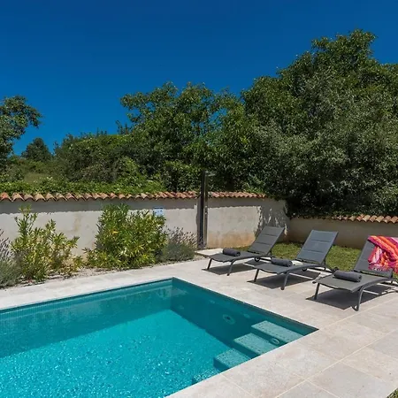 Eva With Private Pool *